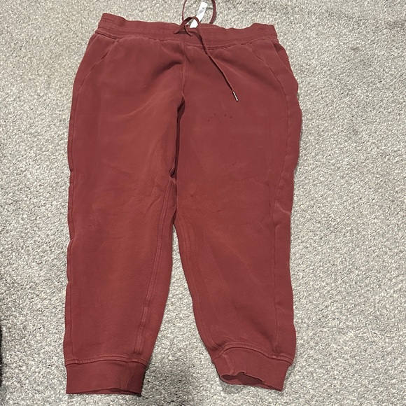 Lululemon Red Joggers - Picture 4 of 4